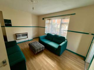 Three bed room House Near cricket Stadium - Nottingham - 3