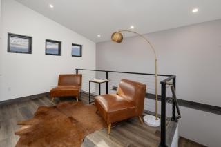 Scenic Perch home - 8