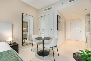 Luxurious Studio In Seven Palm Hotel & Apartments - Dubai - 8