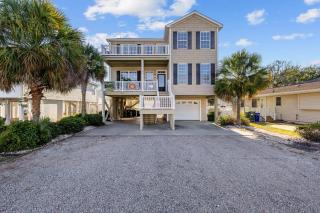 Steps from the Sand & Dining by myBeach Vacation Rentals - Myrtle Beach - 0
