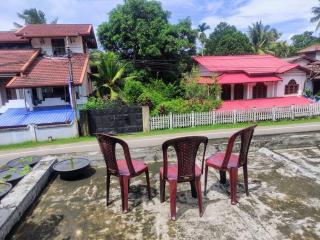Cozy Beach Home w Village Charm - Tangalle - 9