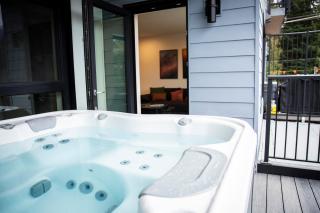 Cedar and Loam by Revelstoke Vacations - 7