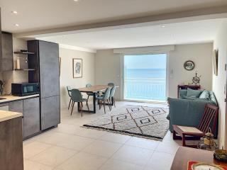 Superbe 3 pièces front de mer 303L MEGR - 7