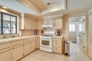 Heated Pool Pet-Friendly Lake Havasu City Home - 3