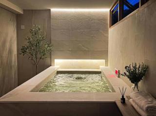 Onsen Retreat in Heart of Bangkok - Bangkok - 9