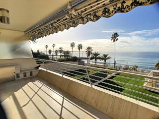 Front de mer, superbe terrasse vue mer 283L CHANS - Cannes - 7