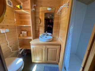 Blue : La Roulotte du Médoc - 1