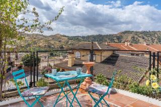 Casa rural VISTABLANCA en una sola planta con bonitas vistas y piscina - Junto a la capital y la Alhambra - Cenes de la Vega - 4