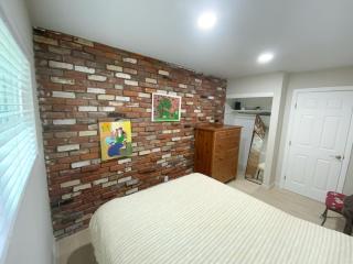1 bedroom in a quiet neighborhood near the main street - Room C - 0