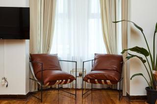 Spacious 3BR W Elevator&AC in Taksim - 3