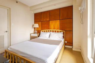 Comfy and Spacious 3BR, 2 Balconies with City & Pool View - Manila - 1