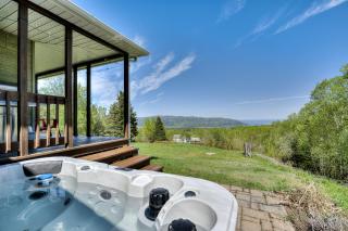 Idyllic Nature Retreat - Hot tub and Scenic Views - Baie-Saint-Paul - 0