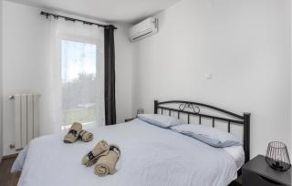 Cozy Apartment In Brsec With Wifi - 7