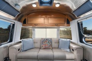 Airstream Getaway - Hot Tub & Fire Pit - Luckenbach - 4