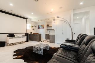 Breathtaking 6BD Riverfront Mansion w Pool - Cape Coral - 6