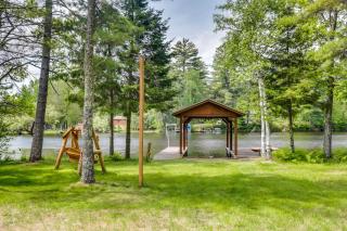Waterfront Eagle River Home with Dock and Fire Pit! - Eagle River - 9