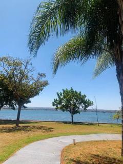 Flat moderno e aconchegante às margens do lago - Brasilia - 2