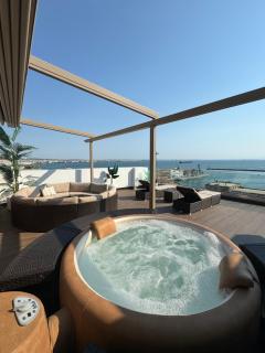 ABOVE premium rooftop suite - Salonicco - 0