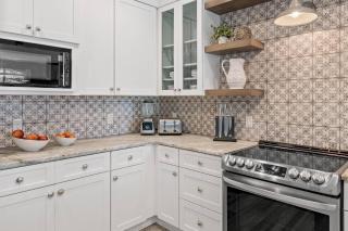 Sapphire Cove 15 ~ Turquoise Twinkle - Destin - 6