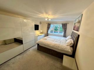 Kings Court Home - 7