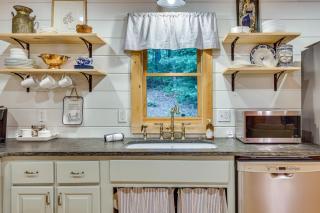Morganton Cabin Less Than half Mi to Blue Ridge Lake! - Morganton - 2
