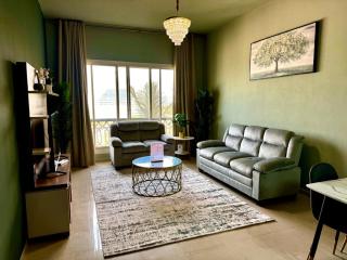 Sea View Getaway Relaxing Balcony & All the Comforts of Home at Marjan Island in RAK - 5