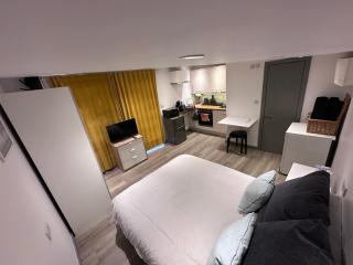 Cosy, self-contained guest house - Thornton Heath - 9
