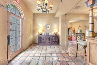 Lovely Andalusian Villa: Nature History Combined - Hollywood - 4