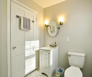 Leavenworth Apt 2 - 7