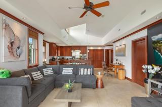 Hilton Pool Pass Included, Kolea - Luxe Penthouse, Walk to Beach - Waikoloa - 2