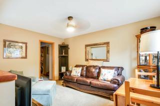 Waterfront Johnson Lake Getaway with Fire Pit! - - 3