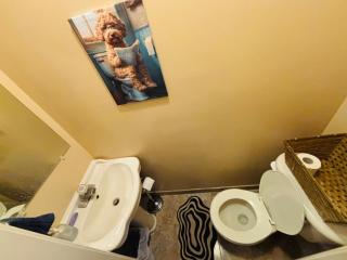 Room With Private Patio Next to Toronto Airport - Mississauga - 1