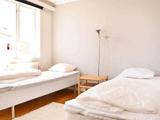 Five-Bedroom Holiday home in Mörbylånga - Mörbylånga - 1