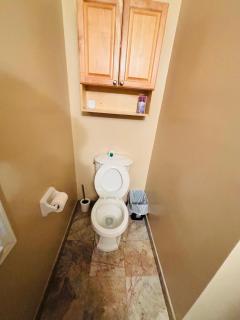 Mississauga Family Suite for 4- 10 minutes to Sheridan, Amazon Warehouse, Plaza, Go - Mississauga - 1