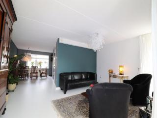 Holiday home with spacious enclosed garden - 5