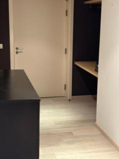 Luxurious Two Bedroom Apartment - 8