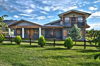 Simon's Walnut Farm - 2