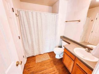 Palmer Lake near AF Academy Pet Friendly King Bed 4 TVs - 8