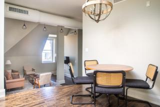 Flexhome East Town Penthouse 2BR MF4 - Milwaukee - 5