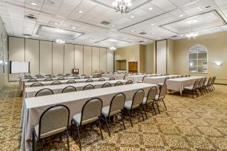 Best Western of Alexandria Inn & Suites & Conference Center - Alexandria - 2