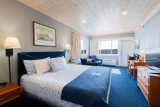 Fisherman's Wharf Inn - Boothbay Harbor - 1