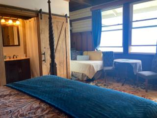 Hilo Bay Oceanfront Bed and Breakfast - 4