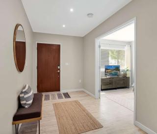 Navigate Stays Family Modern Palm Springs Oasis w Pool & Spa - 4