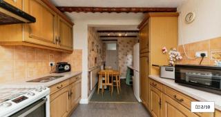 Guest house - Old Clee - 5