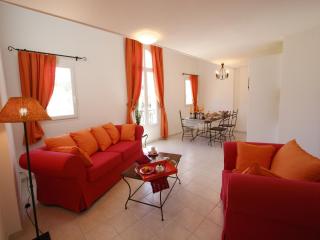 Apartment in a beautiful landscape - Paradou - 1