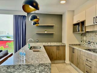 Cama King ZonaReal AC Estacionamiento Experiencia ! - 5