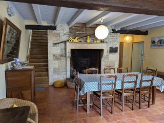 Gîte cosy avec 3 chambres, cour privée, baby-foot et internet, équipements bébé inclus, animaux permis - FR-1-653-154 - Jauldes - 4