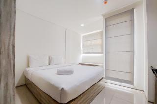 Fancy and Nice Studio Apartment at Tuscany Residence By Travelio - 0