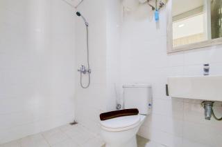 Fancy and Nice Studio Apartment at Tuscany Residence By Travelio - 1