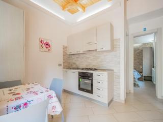 Belvilla by OYO Case Vacanza Villa Garden Mono - Gasponi - 1